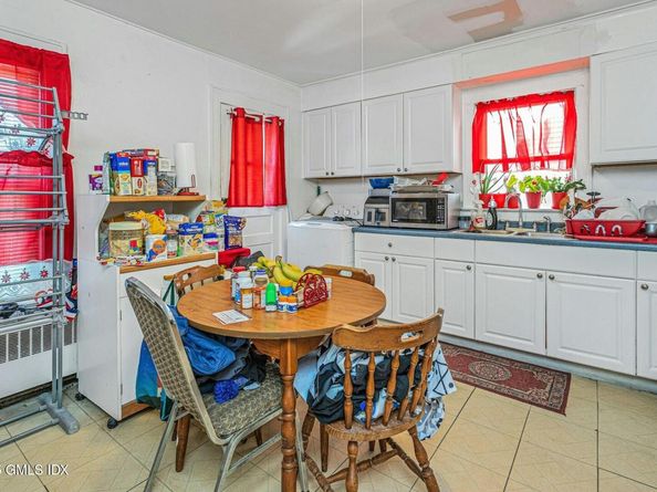 38 Alexander Street, Greenwich CT 06830