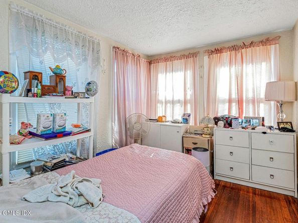 38 Alexander Street, Greenwich CT 06830