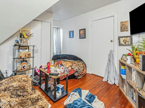 38 Alexander Street, Greenwich CT 06830