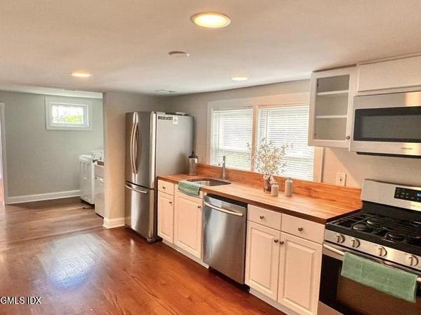 67 Cos Cob Avenue, Cos Cob CT 06807