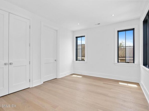 148 E Elm Street 1, Greenwich CT 06830