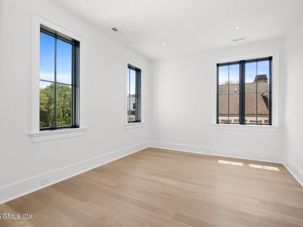 148 E Elm Street 1, Greenwich CT 06830