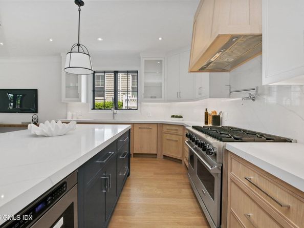 148 E Elm Street 1, Greenwich CT 06830