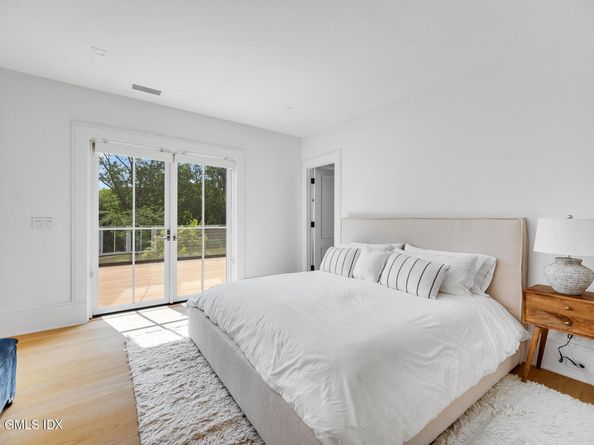 12 Turner Drive, Greenwich CT 06830