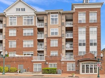 850 E Main Street
