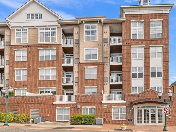 850 E Main Street 322, Stamford CT 06902