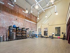 167 Wayne St 105, Jersey City NJ 07302