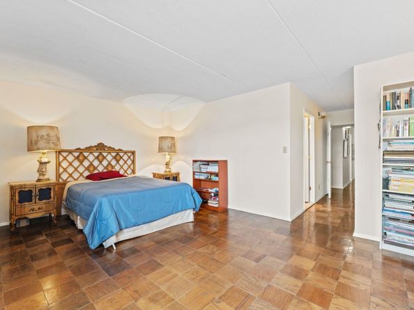 250 Gorge Rd 14J, Cliffside Park NJ 07010