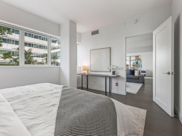 800 Avenue At Port Imperial 308, Weehawken NJ 07086
