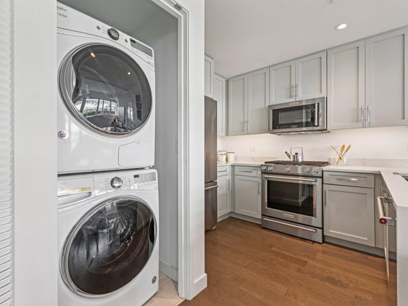 800 Avenue At Port Imperial 308, Weehawken NJ 07086