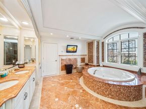 2 Euclid Rd, Fort Lee NJ 07024