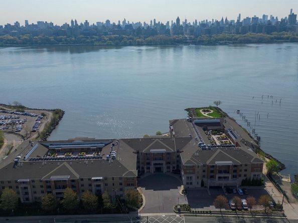 7400 River Rd 120, North Bergen NJ 07047