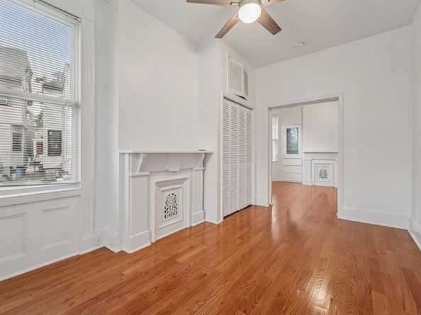 9 Howard Pl, Jersey City NJ 07306