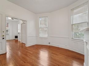 9 Howard Pl, Jersey City NJ 07306