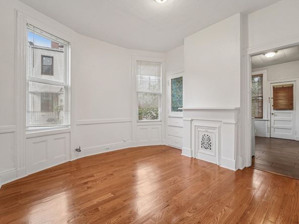 9 Howard Pl, Jersey City NJ 07306