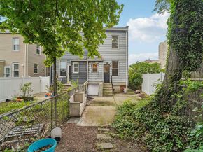 9 Howard Pl, Jersey City NJ 07306