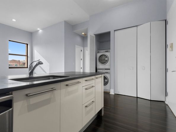 4 Beacon Way 301, Jersey City NJ 07304