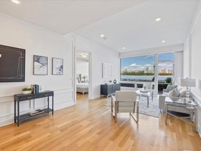 9 Somerset Lane 118, Edgewater NJ 07020
