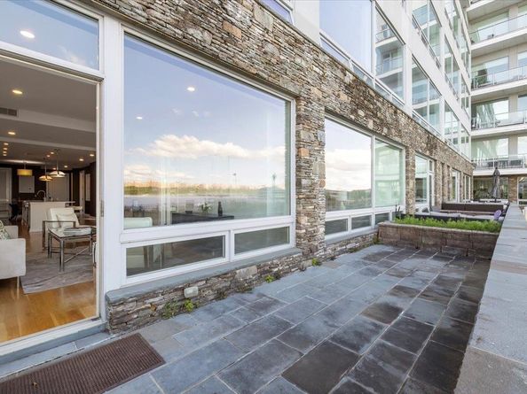 9 Somerset Lane 118, Edgewater NJ 07020