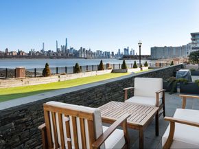 9 Somerset Lane 118, Edgewater NJ 07020