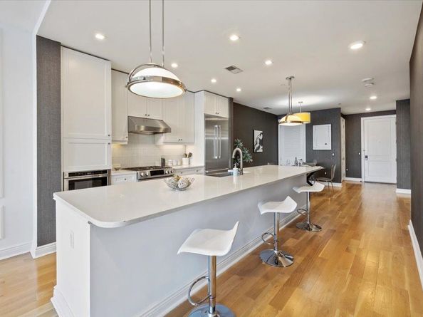 9 Somerset Lane 118, Edgewater NJ 07020