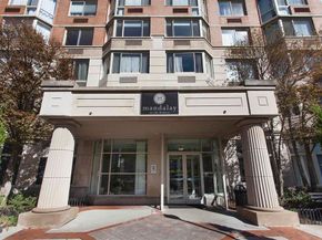 20 2nd St 110, Jersey City NJ 07302