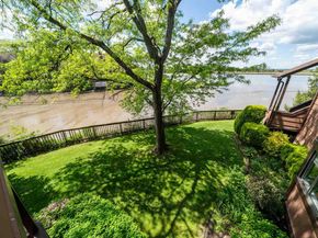 74 Harbor Key, Secaucus NJ 07094