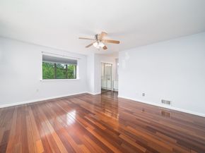 74 Harbor Key, Secaucus NJ 07094