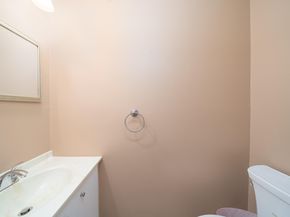 74 Harbor Key, Secaucus NJ 07094