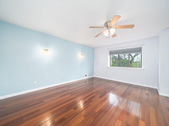74 Harbor Key, Secaucus NJ 07094