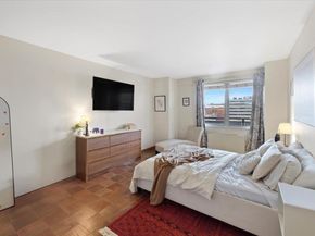 2077 Center Ave 7G, Fort Lee NJ 07024