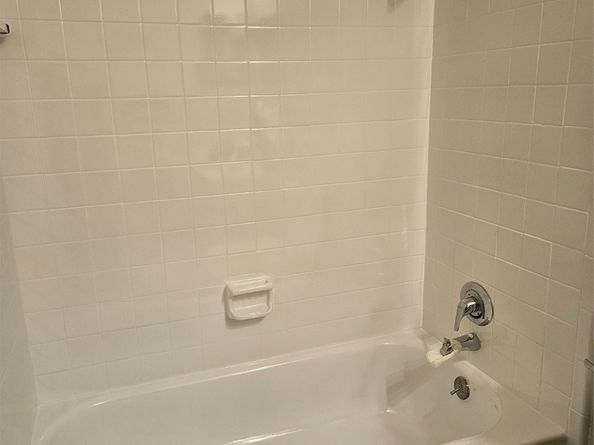 8055 Cambridge Street 22B, Houston TX 77054
