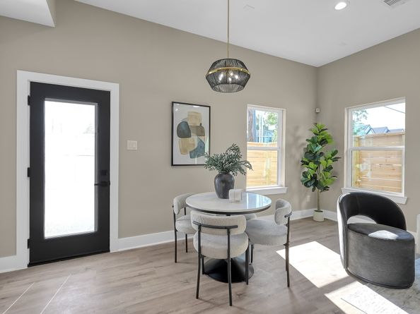 2107 Esther Drive A/B, Houston TX 77088