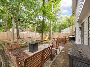 122 E Mistybreeze Circle, Spring TX 77381