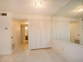 1516 Bay Area Boulevard L6, Houston TX 77058