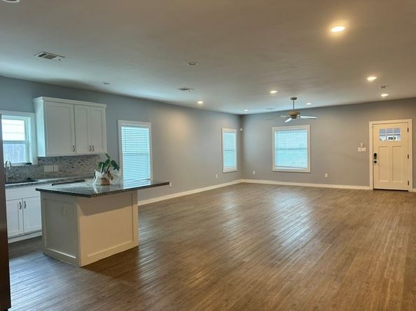 3858 Arbor Street, Houston TX 77004