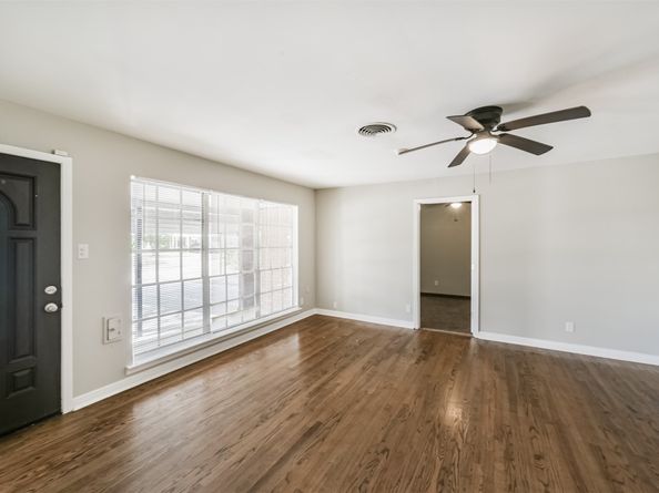 715 E Twickenham Trail, Houston TX 77076