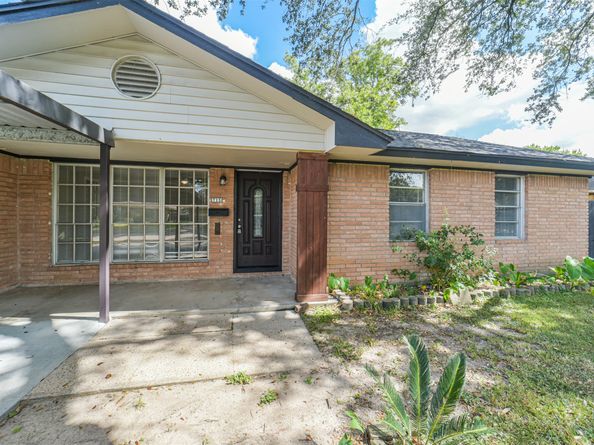 715 E Twickenham Trail, Houston TX 77076