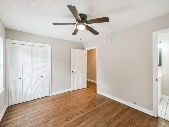 715 E Twickenham Trail, Houston TX 77076