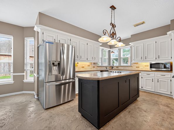 1519 Lofty Maple Trail, Houston TX 77345
