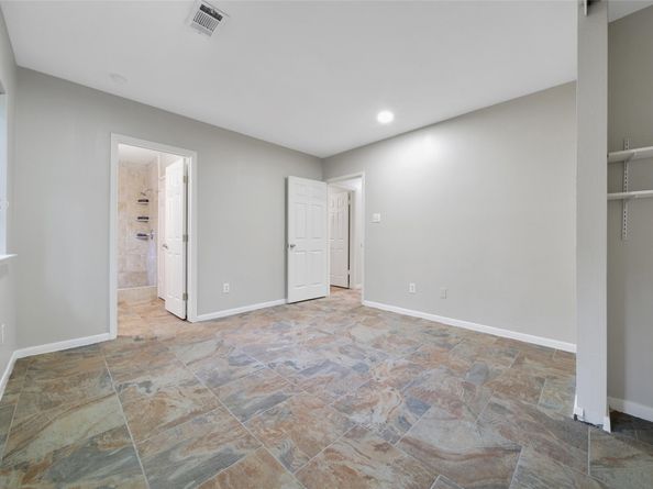 34 W Trace Creek Drive, The Woodlands TX 77381
