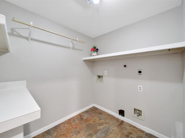 34 W Trace Creek Drive, The Woodlands TX 77381