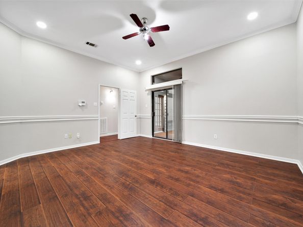 34 W Trace Creek Drive, The Woodlands TX 77381