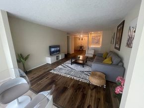 5050 Ambassador Way 314, Houston TX 77056