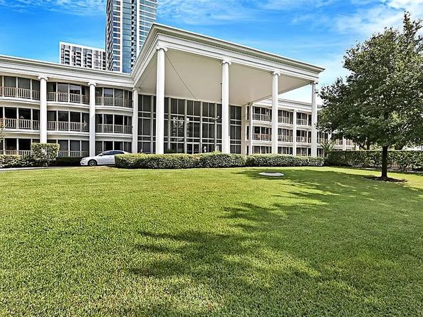 5050 Ambassador Way 314, Houston TX 77056