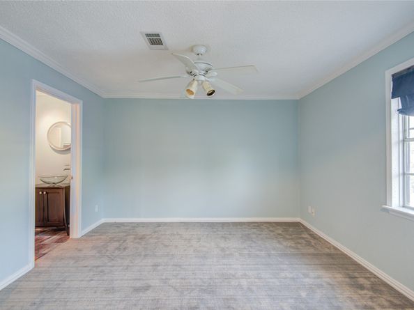 1424 Silverpines Road 1424, Houston TX 77062