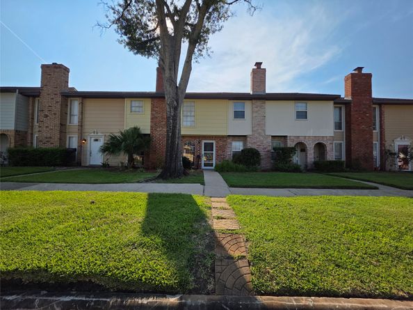 1424 Silverpines Road 1424, Houston TX 77062