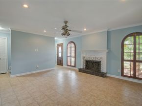 1424 Silverpines Road 1424, Houston TX 77062