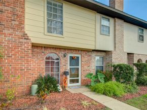 1424 Silverpines Road 1424, Houston TX 77062