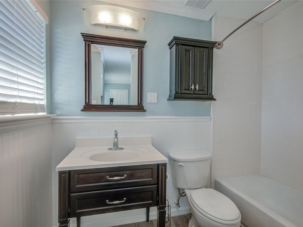 1424 Silverpines Road 1424, Houston TX 77062